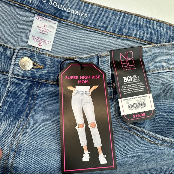 No Boundaries High Rise Mom Jeans Plus Size Juniors 21 / 2X / 20W - Picture 13 of 14